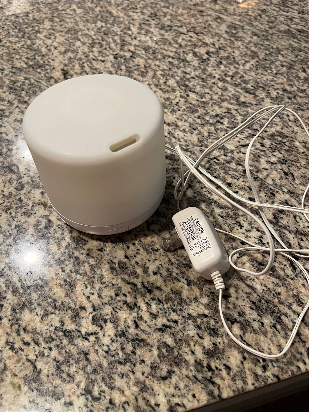Essential Oil Diffuser - Picture 3 of 4